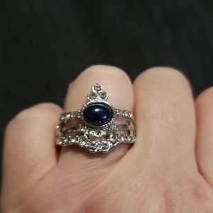 🤪 3 for 7$ when u bundle. stretch ring.